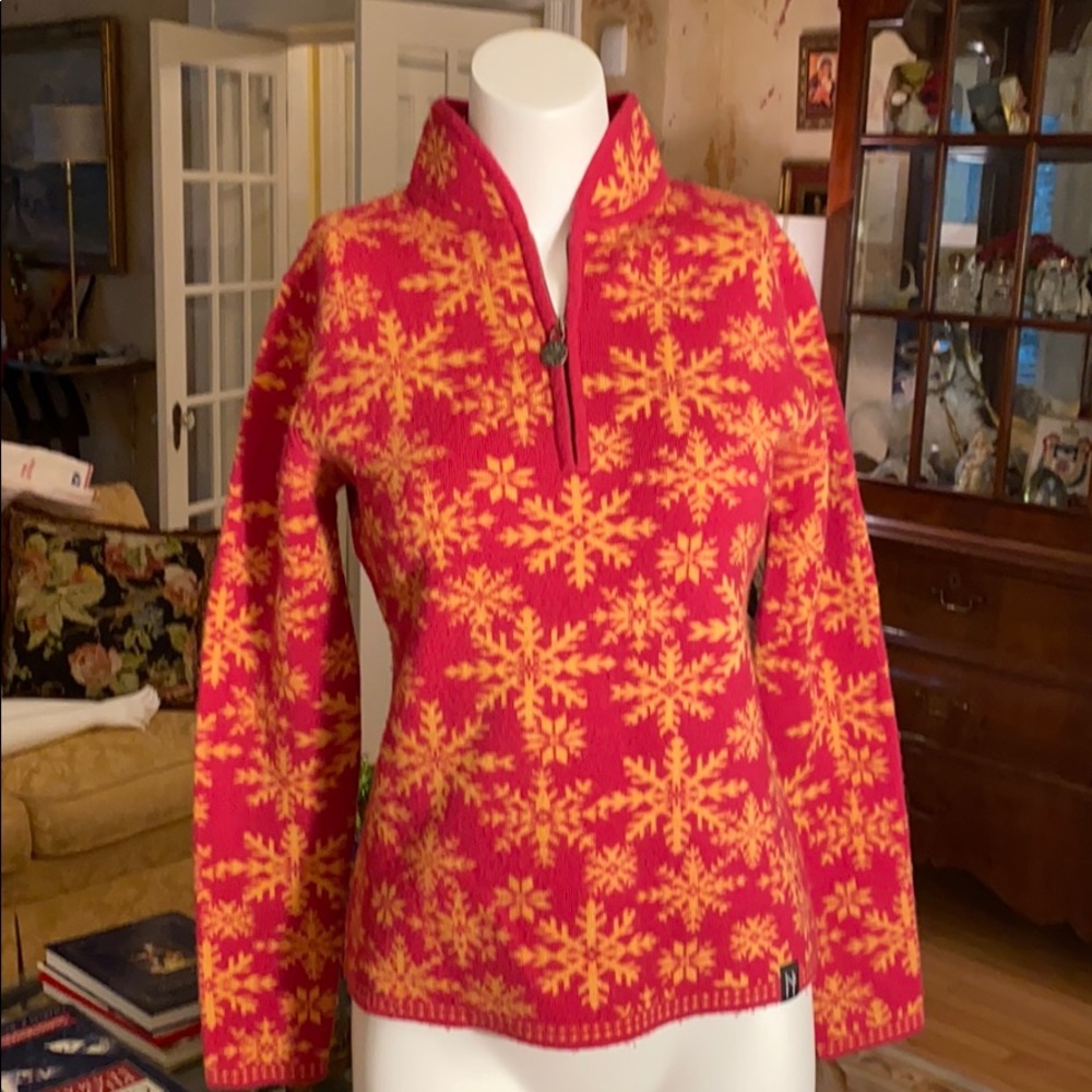 Super cute wool pull over front zip sweater